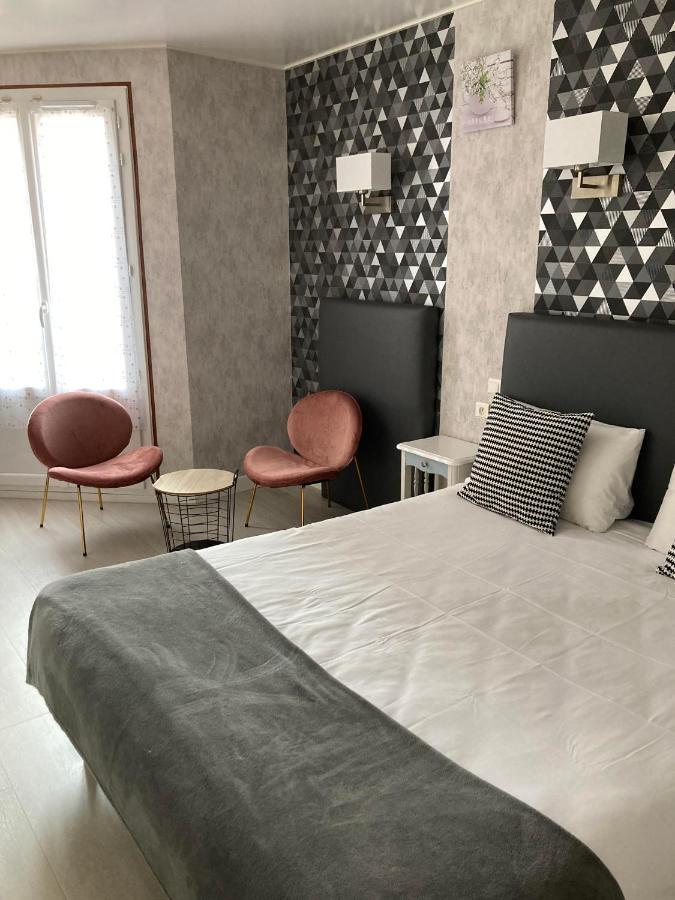 Hotel Du Nord - Ville-Haute Saint-Flour  Εξωτερικό φωτογραφία