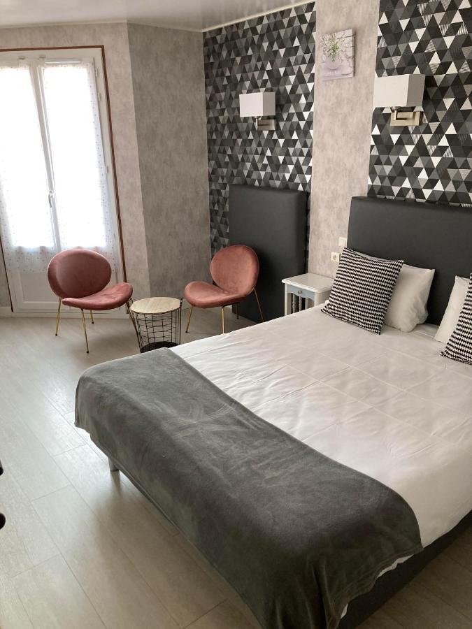 Hotel Du Nord - Ville-Haute Saint-Flour  Εξωτερικό φωτογραφία